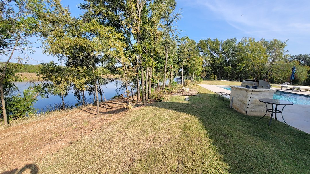 Tree trimming and removal, Granbury Texas Thumbnail